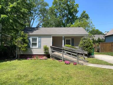 Main picture of 2831 Florida Ave