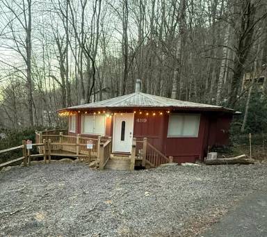 Main picture of 489 Clubhouse Dr