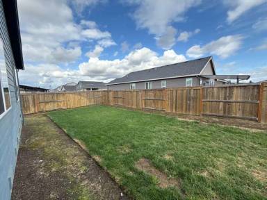 Main picture of 5012 49th Ave NE