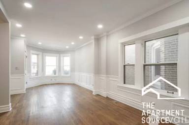 Main picture of 2509 W Diversey Ave