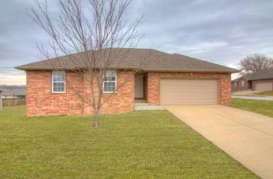 Main picture of 873 E Sparrow Rd