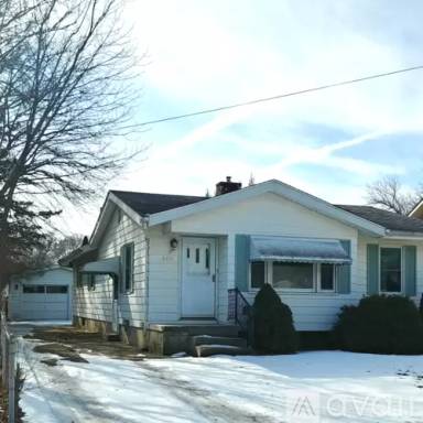 Main picture of 3411 Court St