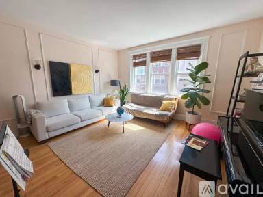 Main picture of 461 Washington St
