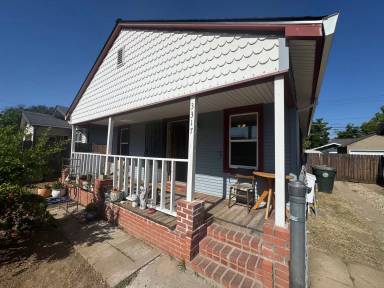 Main picture of 3317 42nd St