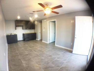 Main picture of 3206 Hill Crest Dr