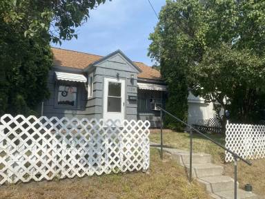 Main picture of 108 E E St