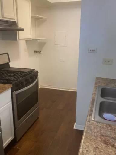 Main picture of 19340 Oak Ave
