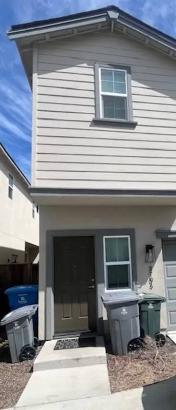 Main picture of 2704 Bella Cir