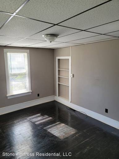 Main picture of 2038 Riverside Dr