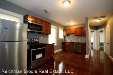 Main picture of 84 Morris St