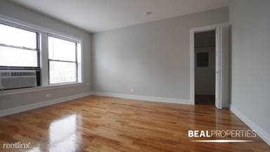 Main picture of 550 W Arlington Pl Apartments