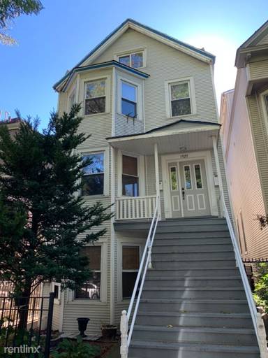Main picture of 1325 W School St