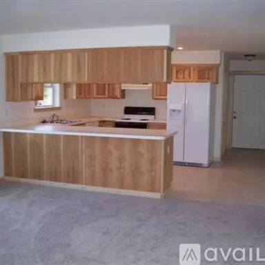 Main picture of 1595 N Gould St