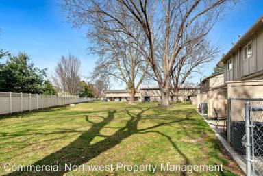 Main picture of 249 Eagle Glen Ln