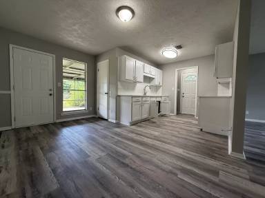 Main picture of 925 Dunbarton Rd