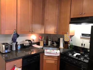Main picture of 70 Joy St