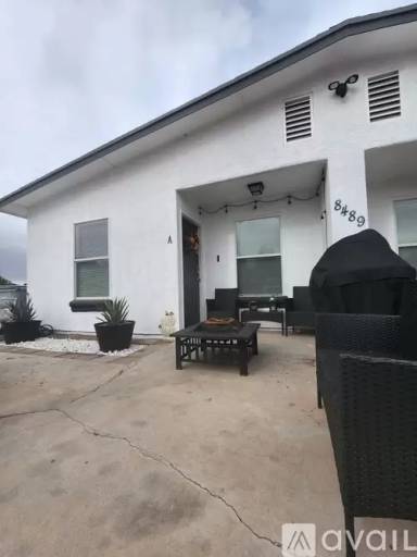 Main picture of 8489 Roseway Dr