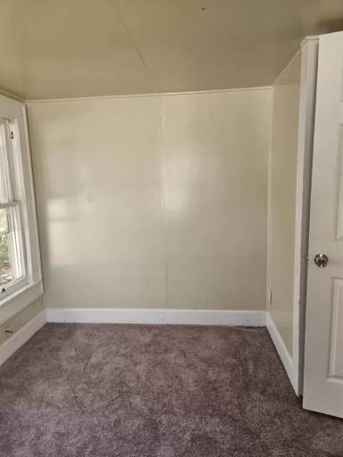 Main picture of 2516 SW E Ave