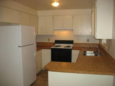 Main picture of 219 E Denver St