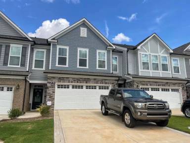 Main picture of 302 Kephart Way