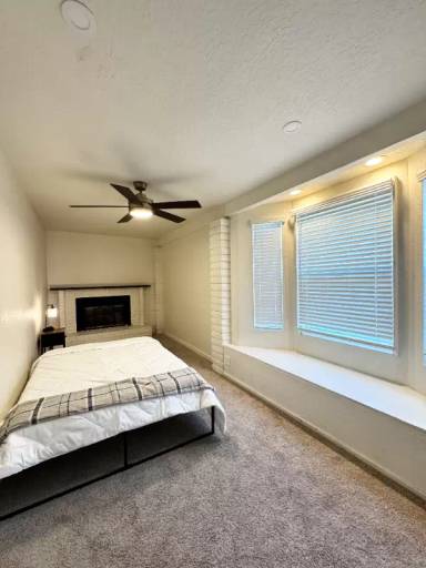 Main picture of 2222 W Morningside Dr