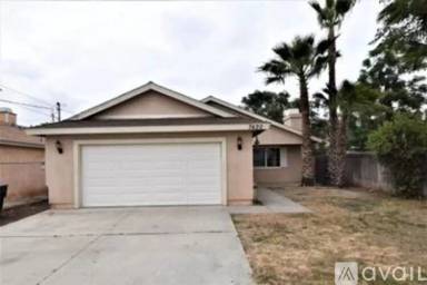 Main picture of 7420 Freda Ave