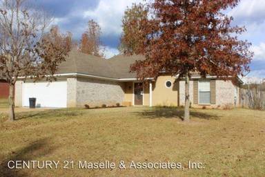 Main picture of 502 Acorn Pl