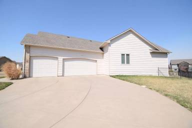 Main picture of 14012 E Ayesbury Cir