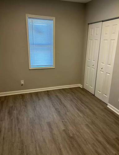 Main picture of 2134 Duncan St