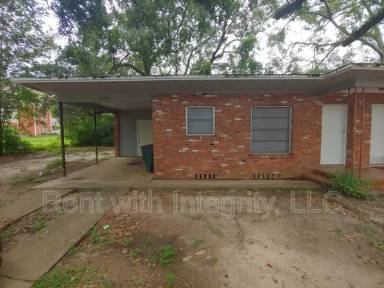 Main picture of 2617 Mission Rd