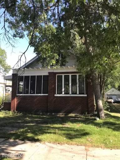Main picture of 133 E Isabella Ave