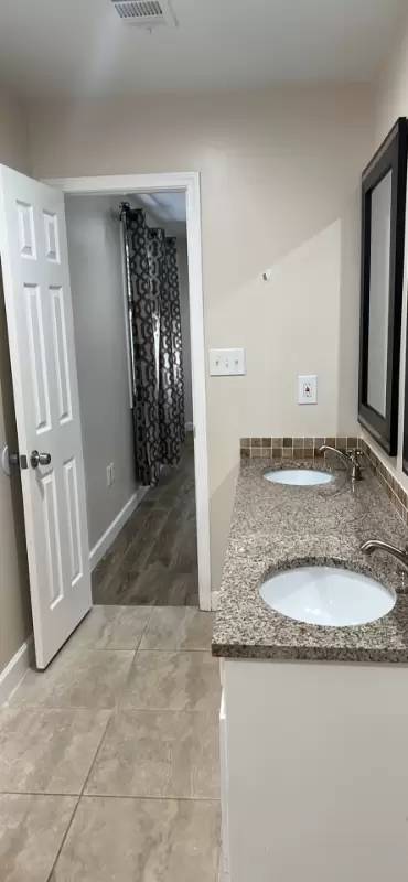 Main picture of 934 Justin Dr