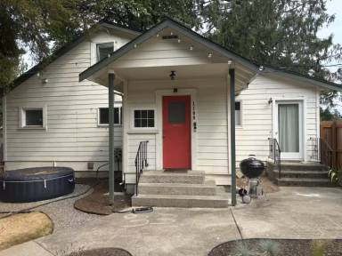 Main picture of 1109 Shorewood Dr