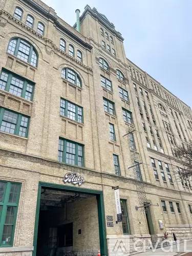 Main picture of The Blatz Condominiums