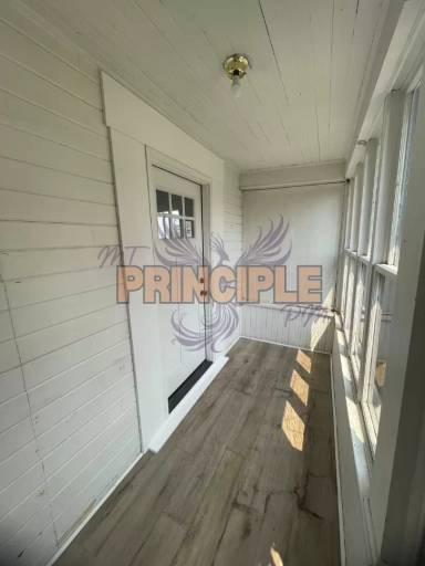 Main picture of 735 Placer St