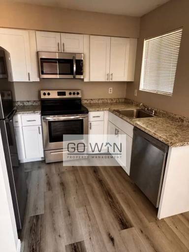 Main picture of 755 W 1st Ave