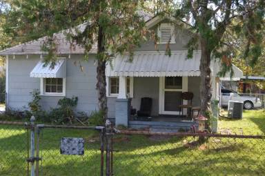Main picture of 1664 1/2 Elvan Ave