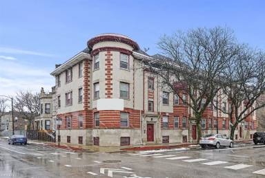 Main picture of 3548 W 15th St