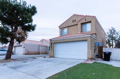Main picture of 13658 Monterey Ct