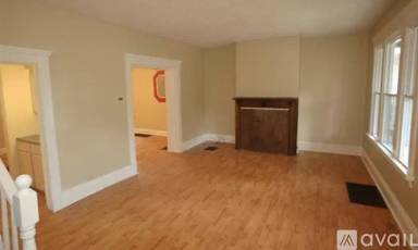 Main picture of 34 E Maynard Ave