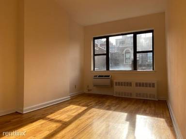 Main picture of 333 E 84th St