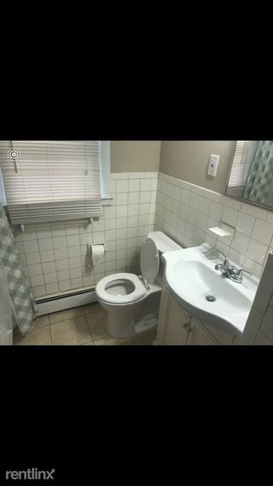 Main picture of 139 West St