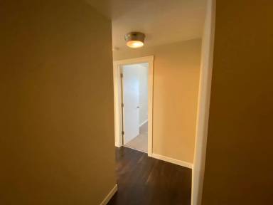 Main picture of 745 Summit Ave E
