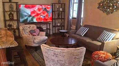 Main picture of 2059 Davidson Ave