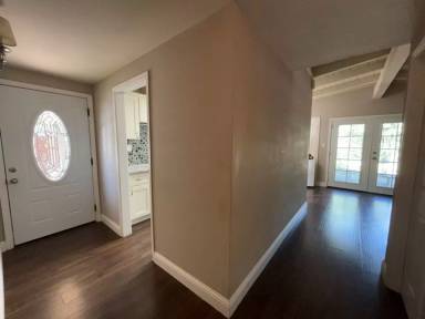Main picture of 749 M St