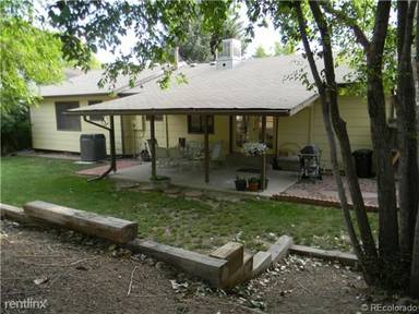 Main picture of 798 S Lima St