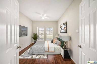 Main picture of 6203 Suellen Ln