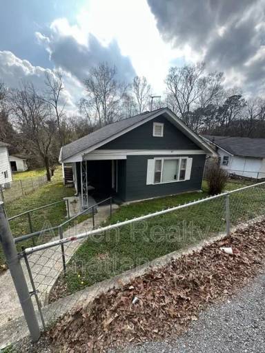 Main picture of 67 Hargrave Rd