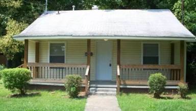 Main picture of 2420 Dundeen St
