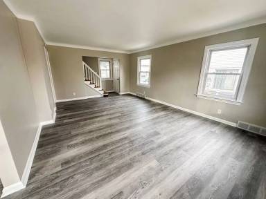 Main picture of 1740 Talbot St